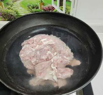 牛ヒレ肉の煮込みの作り方：1