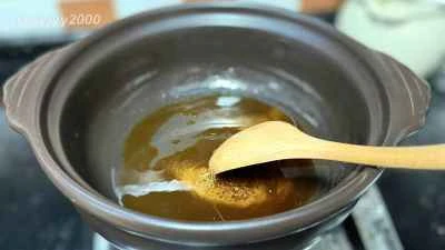 梅干しを使った豚バラ肉の煮込みの作り方：4