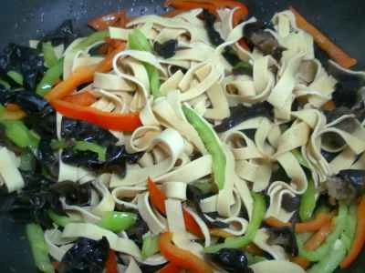 豆腐皮と野菜炒めの作り方：10