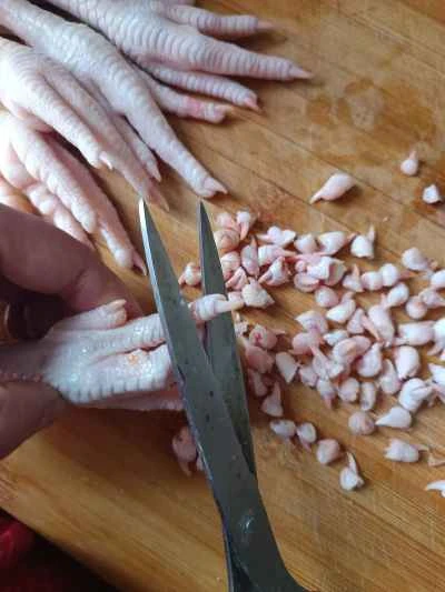 鶏足の煮込みレシピ手順：1