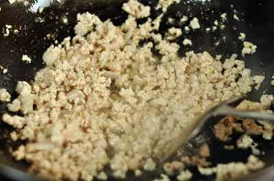 ひき肉とインゲンの炒め物の作り方：3