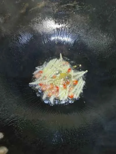 豚腸とキャベツのピクルス炒めの作り方：9