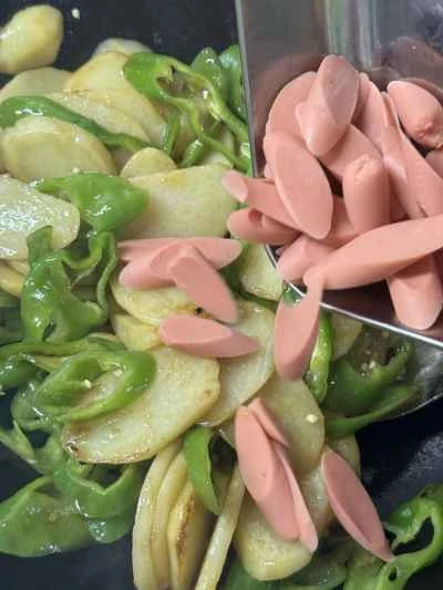 ピーマン、ジャガイモ、ハムの炒め物の作り方：8