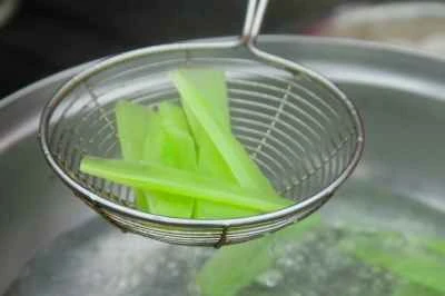 スパイシーな煮魚のレシピ手順：3