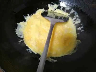 ホウキバナ卵炒めの作り方：3