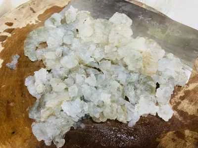 海藻とエビのペーストを作る手順：2