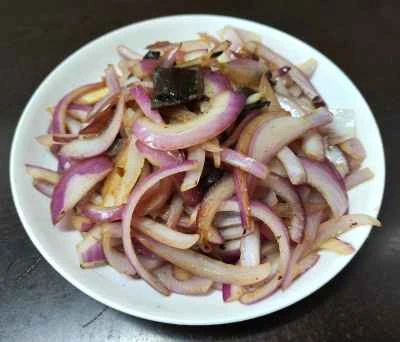 ナスと黒豆、玉ねぎの炒め物の作り方：6