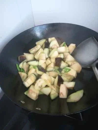 迪三仙（ジャガイモ、ナス、ピーマンの料理）の作り方：8