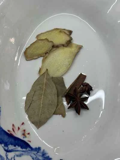 大豆入り牛ブリスケットの煮込みの作り方：2