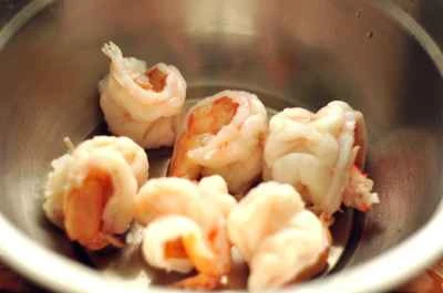 たけのことエビの煮物を作る手順：3