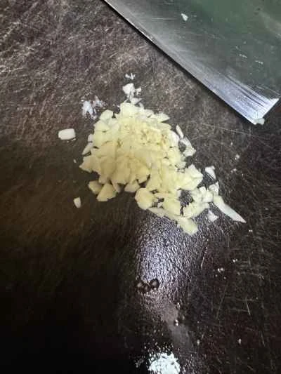 トマトソースのポーチドエッグの作り方：2