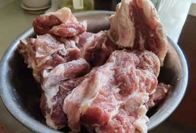 牛スペアリブの透明煮込みの作り方：1