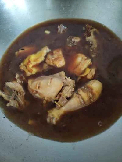 鶏肉とジャガイモと玉ねぎの煮込みの作り方：5