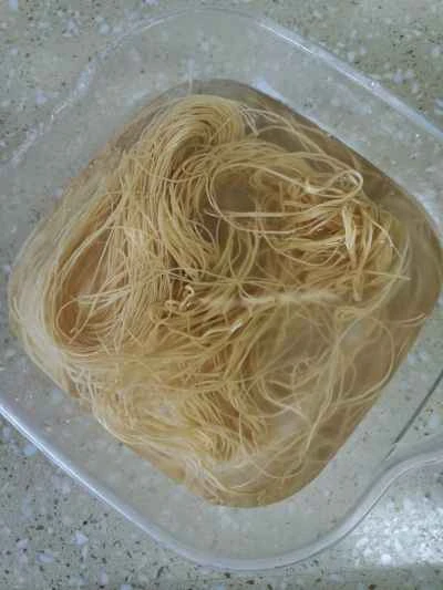 ニラ炒め麺の作り方：2