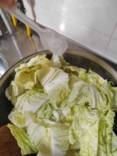 キャベツ、豆腐、エビの煮込みの作り方：22