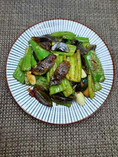 ピーマンと卵の塩炒めの作り方：10