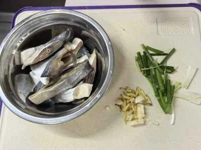 ドライポットゴールデン鶏肉の作り方：1