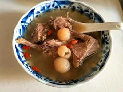 栄養たっぷりの鳩のスープを作る手順：10