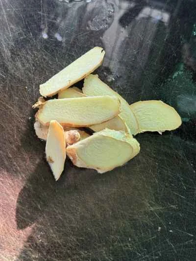 イカ入り豚バラ肉の煮込みの作り方：3