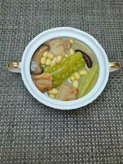 豚バラ肉とゴーヤの煮込みのレシピ