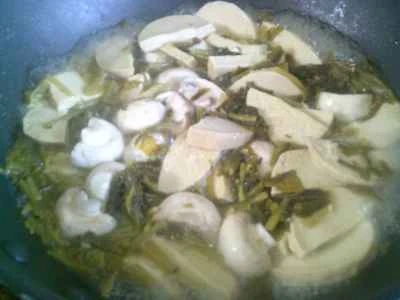 野菜とキノコのピクルスを使ったベジタリアンチキンの作り方：6