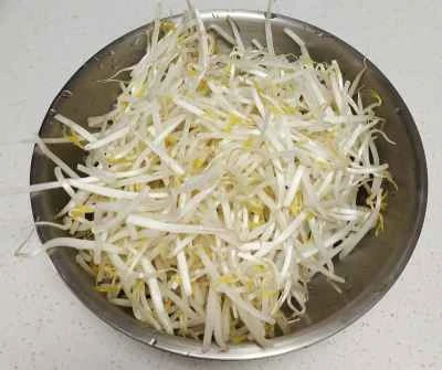 赤唐辛子入りもやし炒めの作り方：4