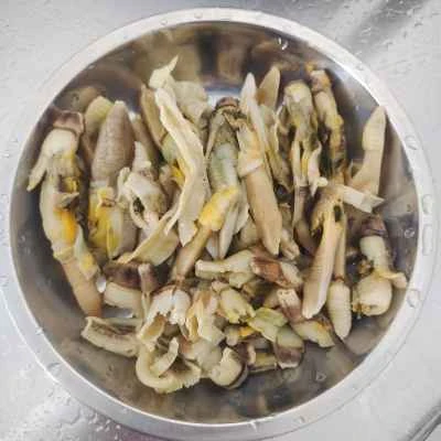 赤と緑のピーマンとアサリの炒め物の作り方：4