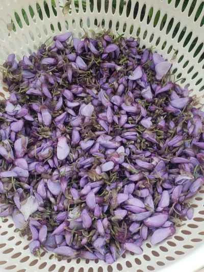 舌先に春の味覚：蒸し藤の花 - レシピ手順：4