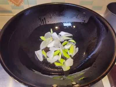 ネギと胡椒のアサリの作り方:4