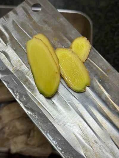 豚バラ肉、ジャガイモ、インゲン、春雨の煮込みの作り方：1