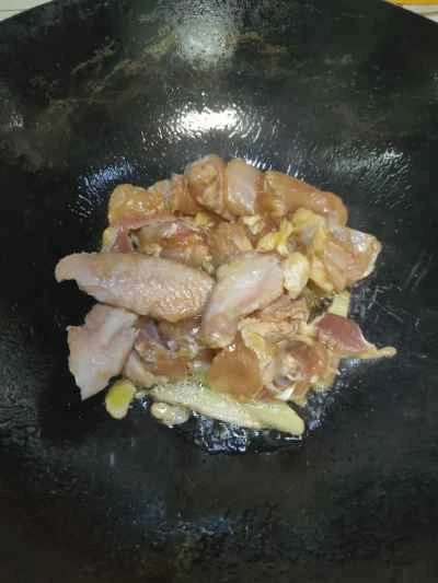 鶏肉と生姜とネギの炒め物の作り方：3