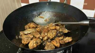 鶏肉とエシャロットの炒め物の作り方：8