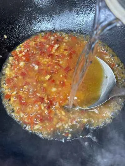 刻んだチリポークリブの作り方：10