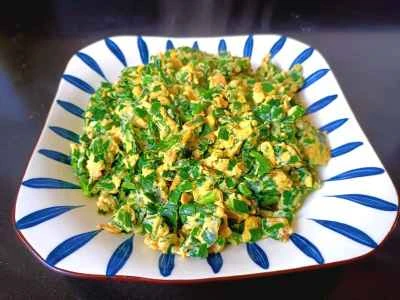 刻んだチャイブ入り卵炒めの作り方：6