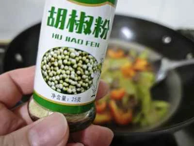 牛肉とチャヨテの炒め物の作り方：9