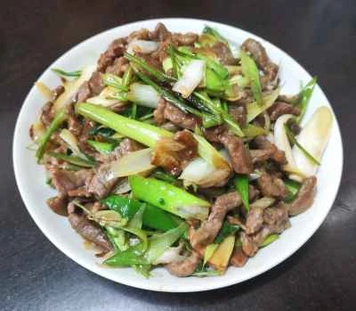 羊肉とネギの炒め物のレシピ