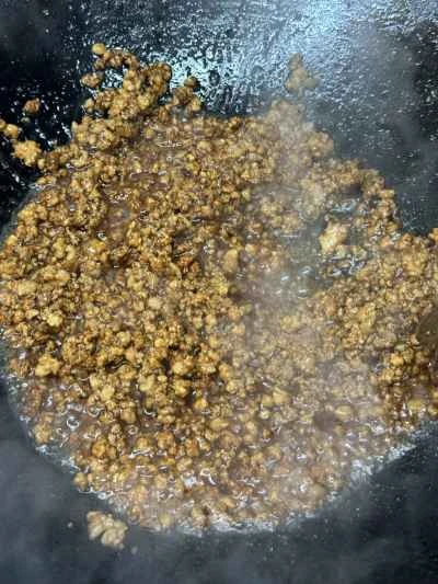 干し豆腐と枝豆とひき肉の炒め物の作り方：9