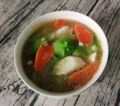 ヤムイモとニンジンの煮込みヘチマの作り方：7