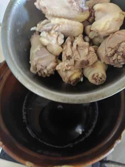 ナマコ入り鶏肉の煮込みの作り方：5