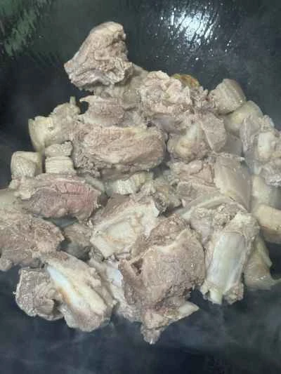 豚バラ肉とスペアリブの煮込みの作り方：7