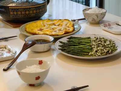蒸しアスパラガスとイナゴマメの花のレシピ手順：10