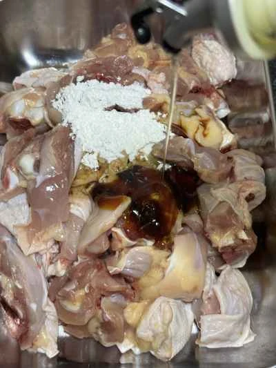 ネギ入り鶏もも肉の煮込みの作り方：2