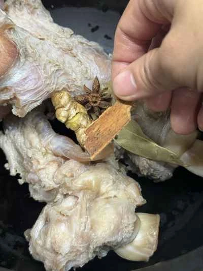 牛すじ煮込みの作り方：3