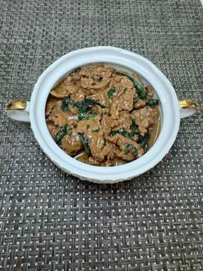 牛肉とエゴマの炒め物のレシピ