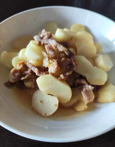 クワイと細切り豚肉の炒め物のレシピ