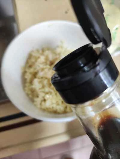 ニンニク入り蒸しチンゲン菜ロールの作り方:3