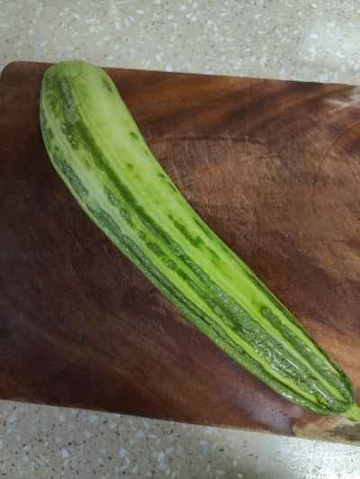 卵とヘチマの炒め物を作る手順：1