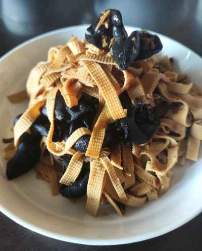 豆腐の皮と高菜の漬物炒めの作り方：9