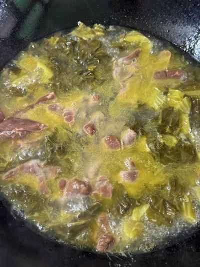 酢漬けキャベツ、魚、牛肉の組み合わせを作る手順：8