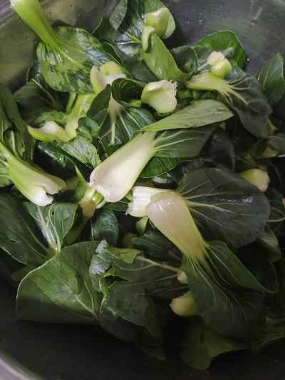 ニンニク風味の上海白菜の作り方：1